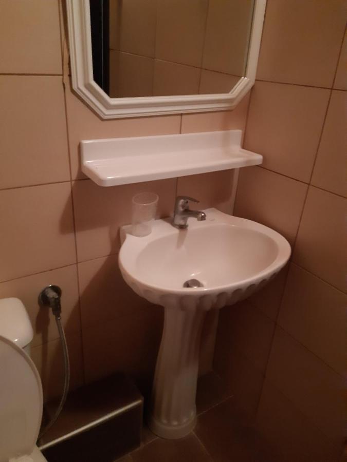 Dora sarti Hotel Bagian luar foto