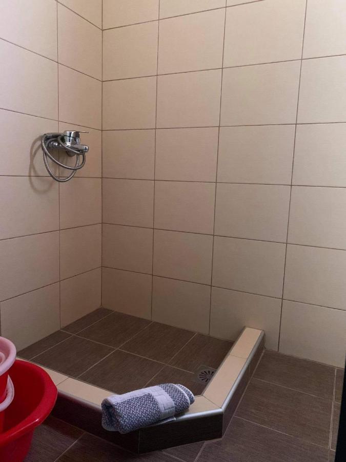 Dora sarti Hotel Bagian luar foto