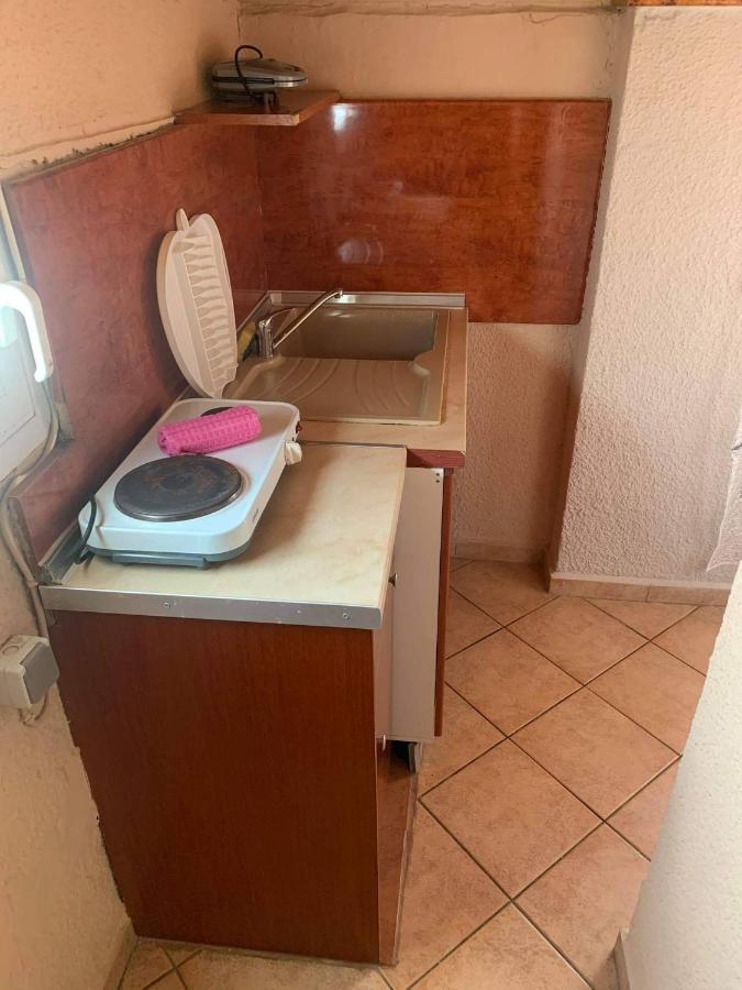Dora sarti Hotel Bagian luar foto