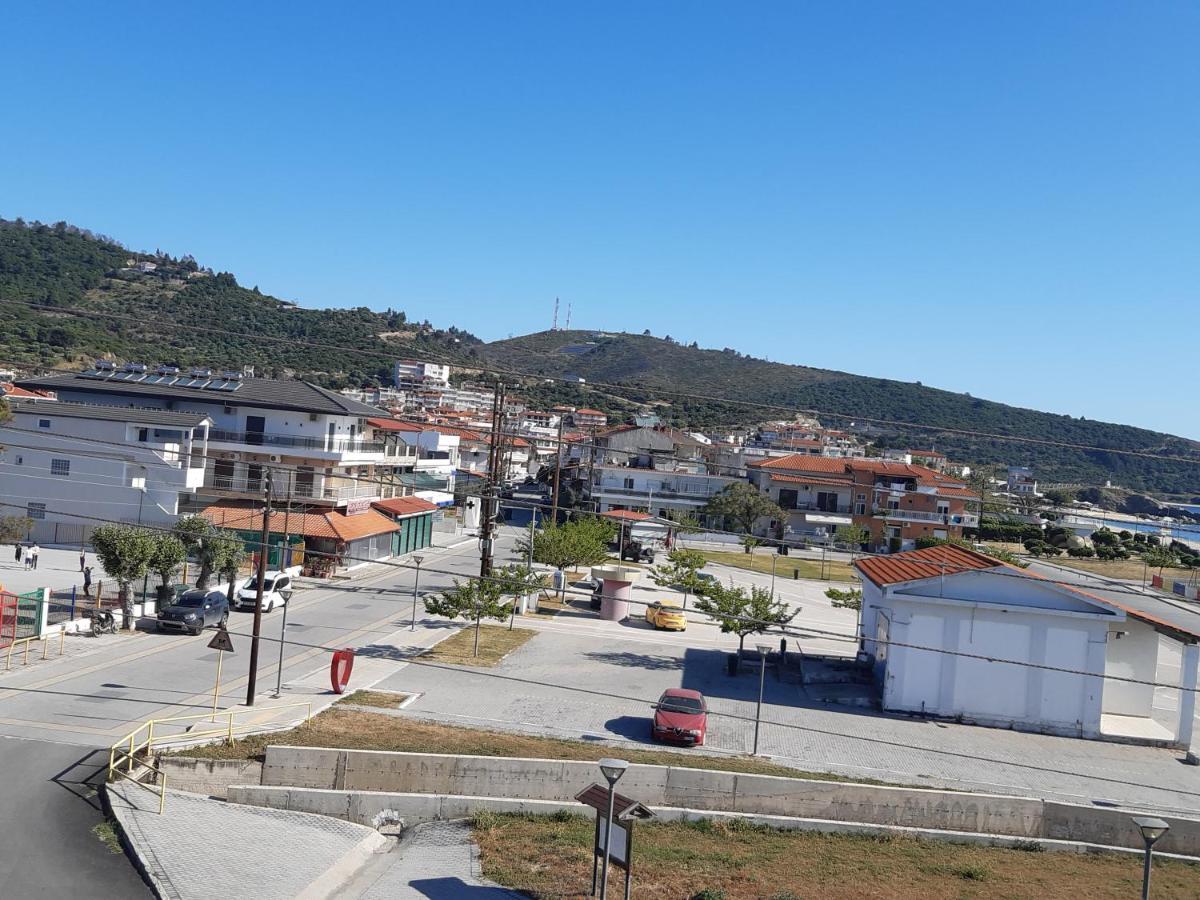 Dora sarti Hotel Bagian luar foto