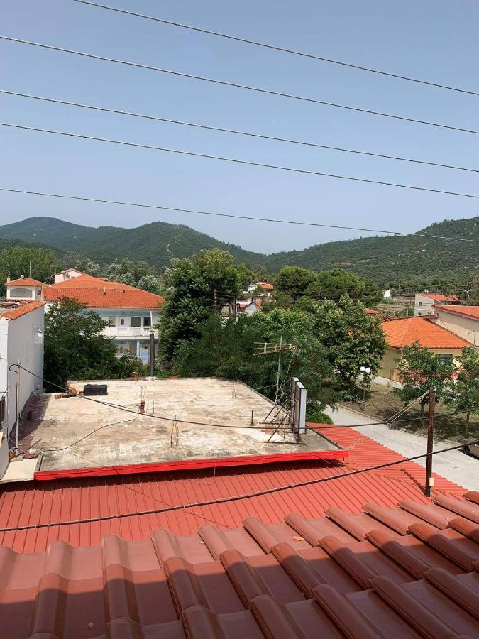 Dora sarti Hotel Bagian luar foto