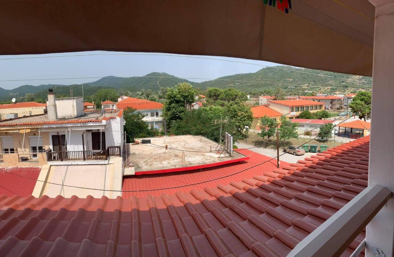 Dora sarti Hotel Bagian luar foto